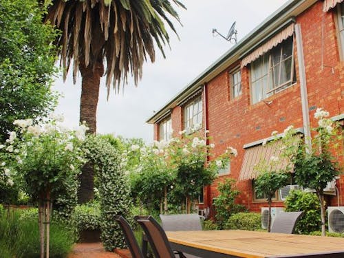 Hawthorn Grange