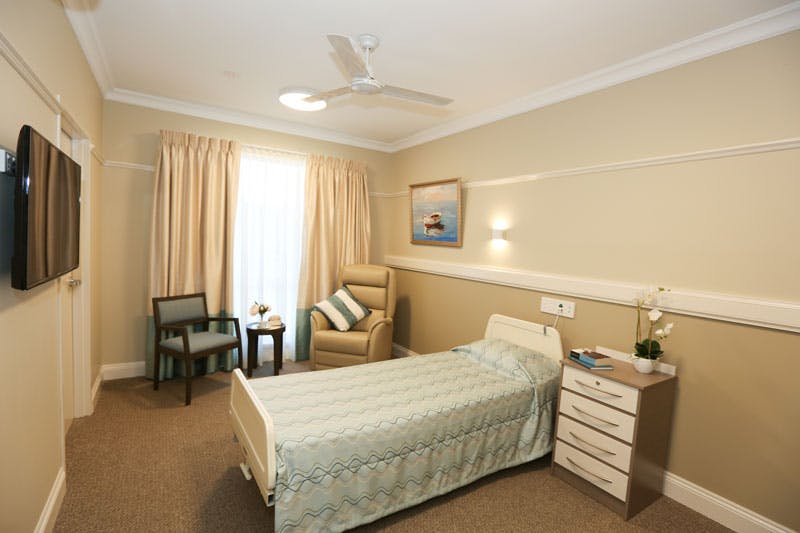 New Auckland Place Gladstone Nursing Home & Residential Aged Care