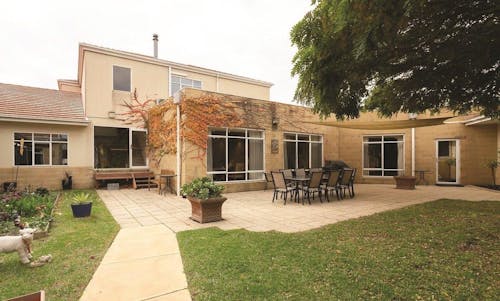 mecwacare Calwell Manor