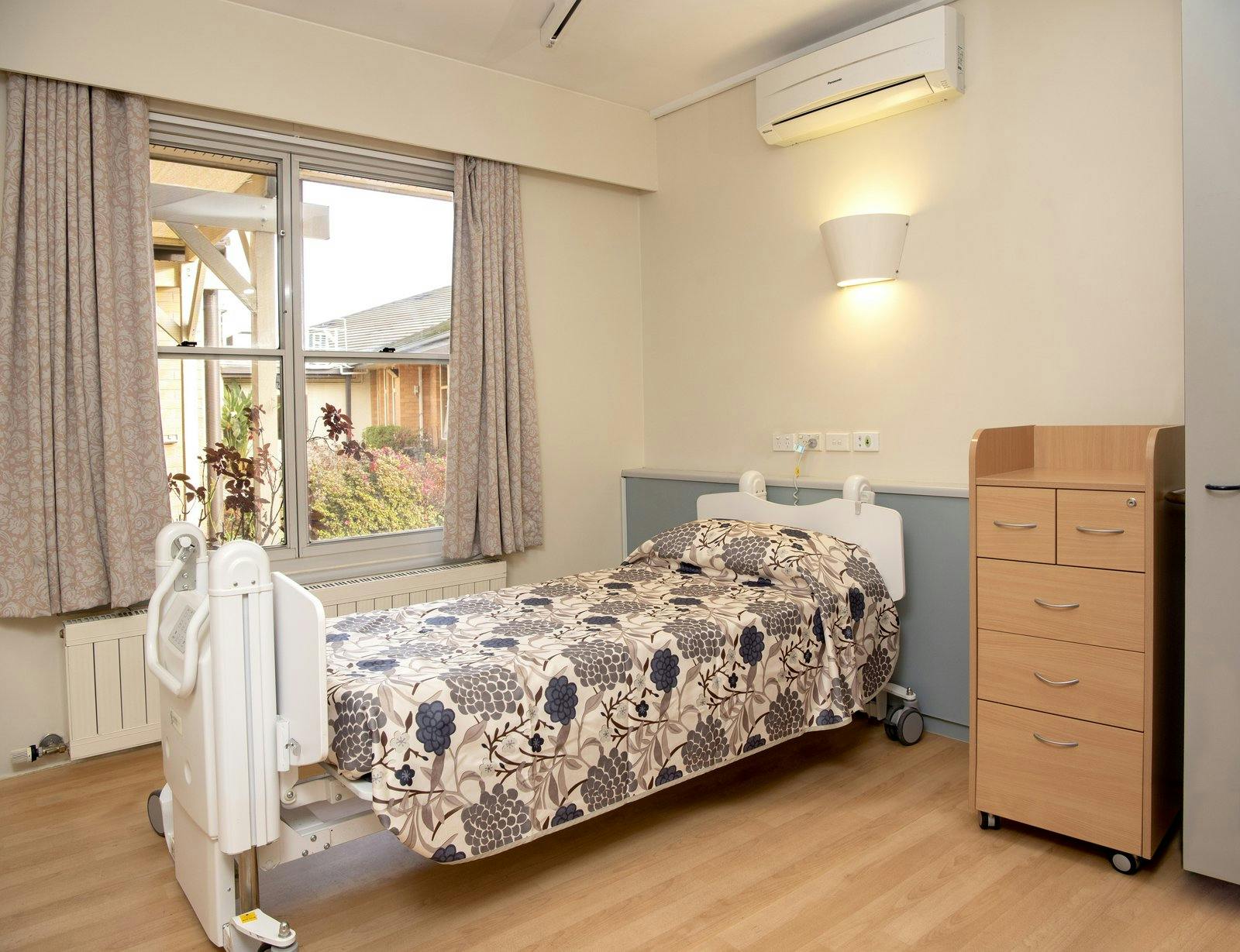 Cyril Jewell House Keilor East Nursing Home & Residential Aged Care